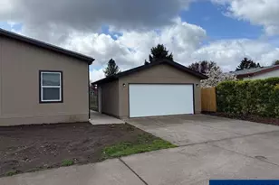 2544 Rosebay St, Eugene, OR 97402 - Photo 3