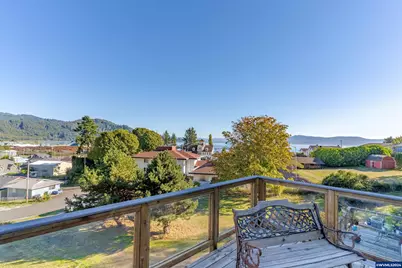 1112 Acacia Av, Garibaldi, OR 97118 - Photo 9