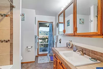 1112 Acacia Av, Garibaldi, OR 97118 - Photo 27