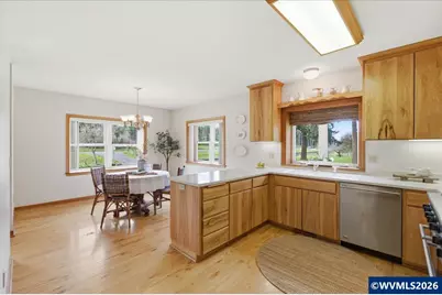 28095 Santiam Hwy, Sweet Home, OR 97386 - Photo 13