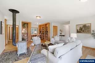 28095 Santiam Hwy, Sweet Home, OR 97386 - Photo 9