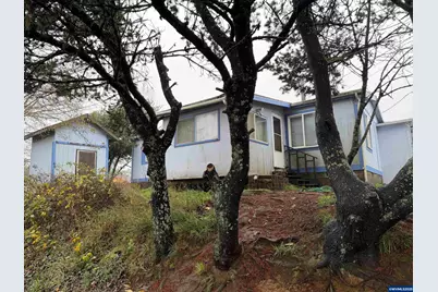 252 NW 20th St, Newport, OR 97365 - Photo 17