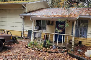 356 White Oak Dr, Cave Junction, OR 97523 - Photo 3