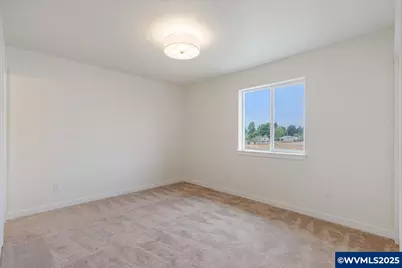 365 SE Kitzmiller Dr, Dallas, OR 97338 - Photo 7