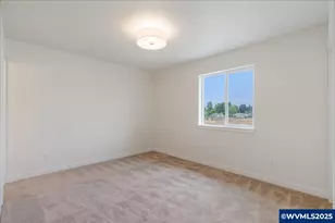 365 SE Kitzmiller Dr, Dallas, OR 97338 - Photo 7