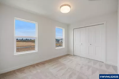 365 SE Kitzmiller Dr, Dallas, OR 97338 - Photo 5