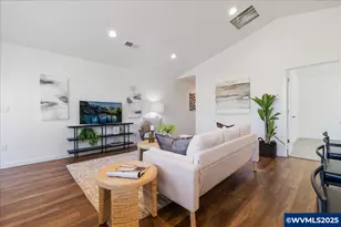 351 SE Shetterly Dr, Dallas, OR 97338 - Photo 11