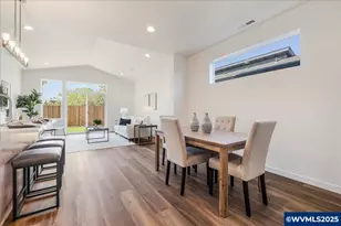 413 SE Shetterly Dr, Dallas, OR 97338 - Photo 3