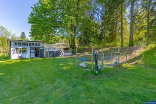 39889 McDowell Creek Dr, Lebanon, OR 97355 - Photo 47