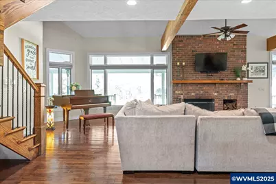 39889 McDowell Creek Dr, Lebanon, OR 97355 - Photo 13