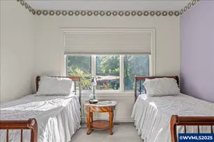 39889 McDowell Creek Dr, Lebanon, OR 97355 - Photo 27