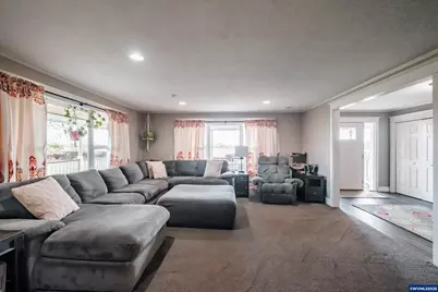 7873 Parker Ln SE, Turner, OR 97392 - Photo 5