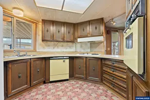 5355 River Rd N, Keizer, OR 97303 - Photo 13