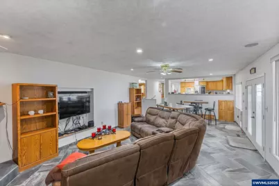 858 Iva Ln NE, Salem, OR 97317 - Photo 13