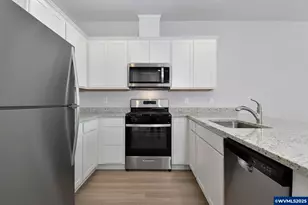 1281 Parkside Ave, Woodburn, OR 97071 - Photo 7