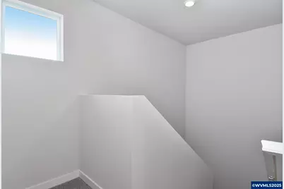 1281 Parkside Av, Woodburn, OR 97071 - Photo 9