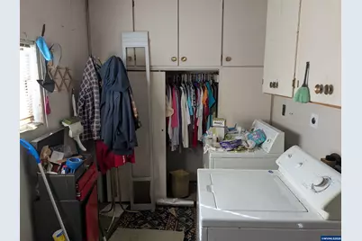 453 NE Yamhill St, Willamina, OR 97396 - Photo 9