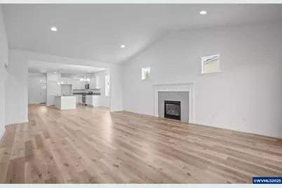 701 Tigerlily St, Silverton, OR 97381 - Photo 21