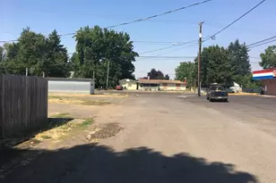 3835 River Rd, Eugene, OR 97404 - Photo 7