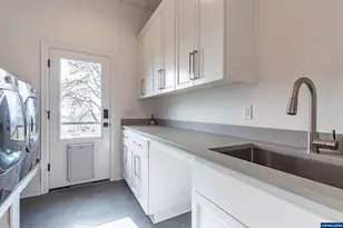 13260 Fishback Rd, Monmouth, OR 97361 - Photo 23