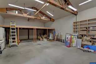 17234 Oakdale Rd, Dallas, OR 97338 - Photo 29