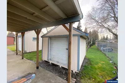 365 Bryan St, Woodburn, OR 97071 - Photo 37