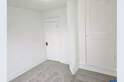 365 Bryan St, Woodburn, OR 97071 - Photo 27