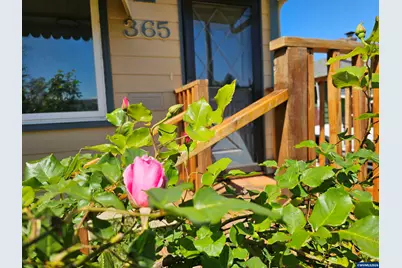 365 Bryan St, Woodburn, OR 97071 - Photo 5