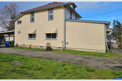 365 Bryan St, Woodburn, OR 97071 - Photo 7