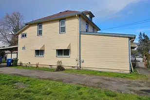 365 Bryan St, Woodburn, OR 97071 - Photo 7