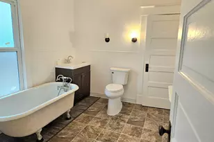 365 Bryan St, Woodburn, OR 97071 - Photo 31