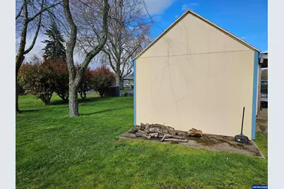 365 Bryan St, Woodburn, OR 97071 - Photo 43