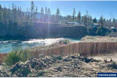 241 Dogwood Dr, Gates, OR 97346 - Photo 3