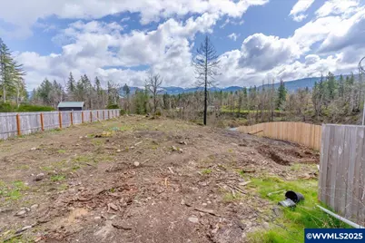 241 Dogwood Dr, Gates, OR 97346 - Photo 23