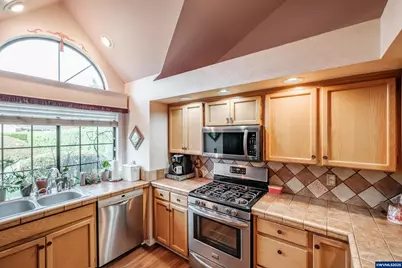 6102 Trevino Ct N, Keizer, OR 97303 - Photo 3