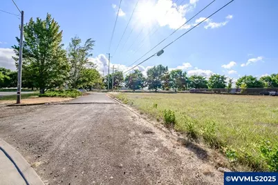 1040 24th (Next To) Av SE, Albany, OR 97322 - Photo 21