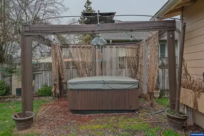 1329 Baker St NE, Salem, OR 97301 - Photo 35