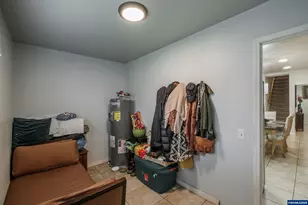 1329 Baker St NE, Salem, OR 97301 - Photo 21