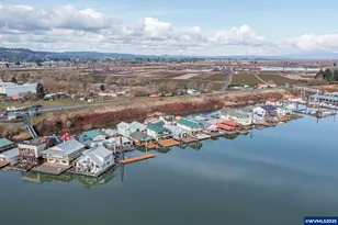 35308 Riverside Ln, Scappoose, OR 97056 - Photo 37