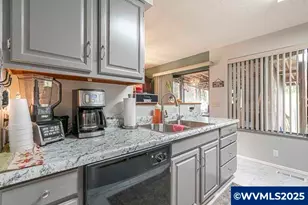 1962 Bunker Hill Rd S, Salem, OR 97306 - Photo 3