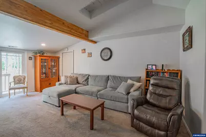530 Brooks St, Lebanon, OR 97355 - Photo 5