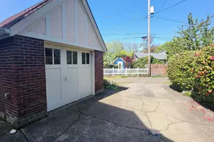 316 NW 32nd St, Corvallis, OR 97330 - Photo 35