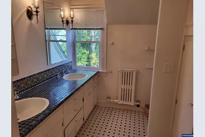 316 NW 32nd St, Corvallis, OR 97330 - Photo 21