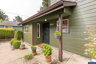 691 SE Jetty Ave, Lincoln City, OR 97367 - Photo 3