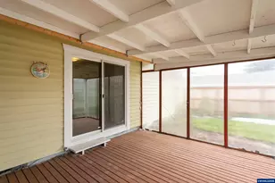 1383 Thompson Rd, Woodburn, OR 97071 - Photo 15