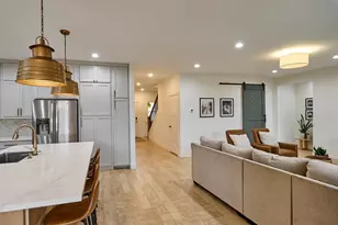 833 Hawk Dr, Silverton, OR 97381 - Photo 3