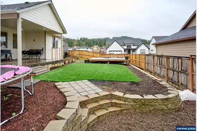 833 Hawk Dr, Silverton, OR 97381 - Photo 37