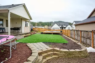 833 Hawk Dr, Silverton, OR 97381 - Photo 37