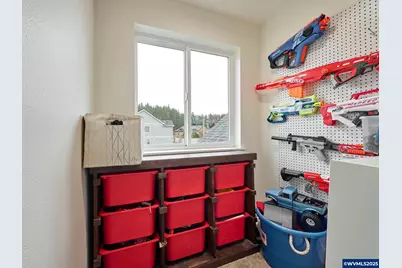 833 Hawk Dr, Silverton, OR 97381 - Photo 27