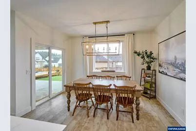 833 Hawk Dr, Silverton, OR 97381 - Photo 11